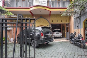 Front of property - RedDoorz Syariah @ Danau Kerinci Sawojajar (Malang)