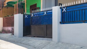 Mặt tiền nơi lưu trú