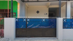 Mặt tiền nơi lưu trú