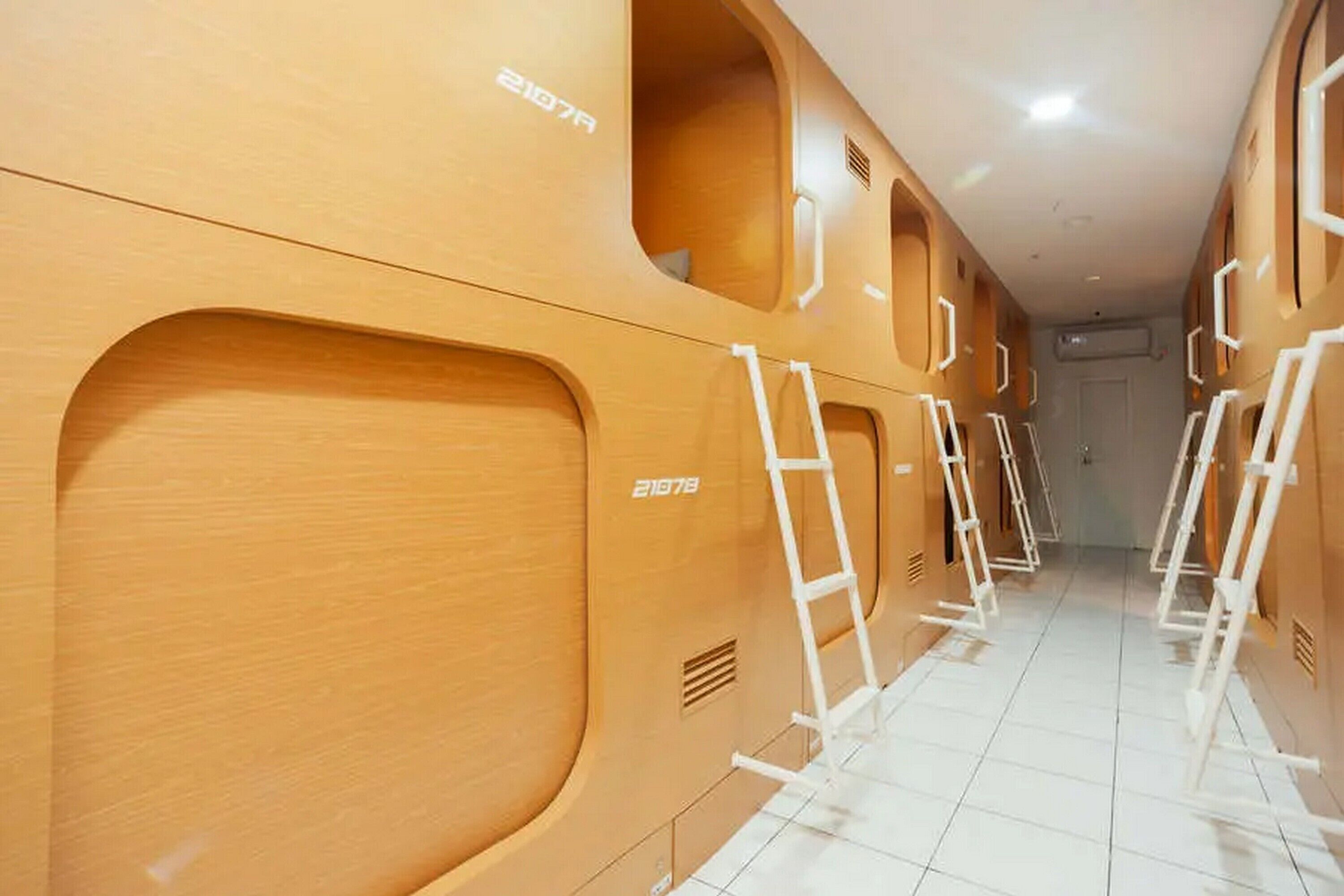 Shared Dormitory, Mixed Dorm (Reddoorz)