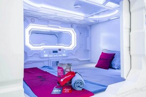 共用宿舍, 男女混合宿舍 (Reddoorz)