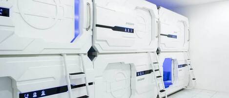 Dortoir Partagé, dortoir mixte (Reddoorz)