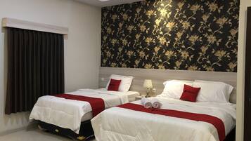 Family Room (Reddoorz) | Bed sheets