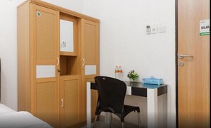 Double Room - KoolKost Syariah near RSU Suaka Insan 2 (Banjarmasin)