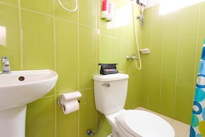 Shower, towels