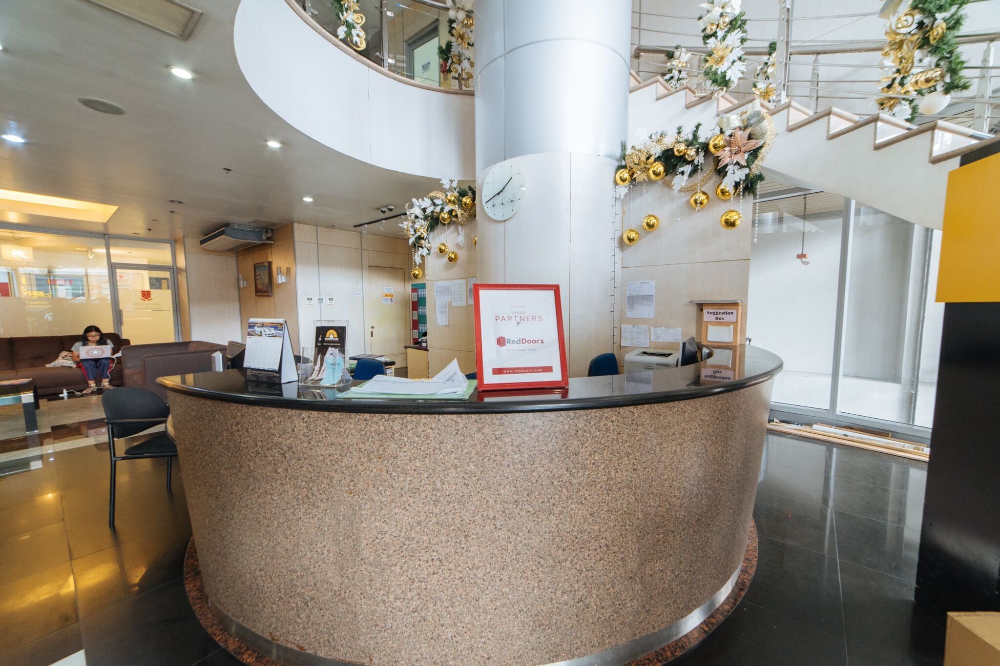 Foto - RedDoorz Plus @ E Rodriguez Corner Banawe