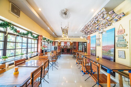 RedDoorz near San Juanico Bridge Tacloban