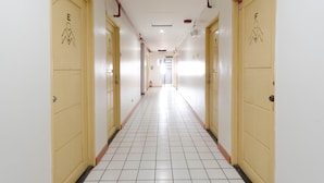 Hallway - RedDoorz Plus near Johnson and Johnson Paranaque (Parañaque)