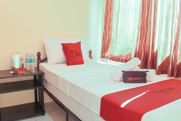 Desk, bed sheets