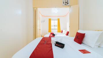 Desk, WiFi, bed sheets