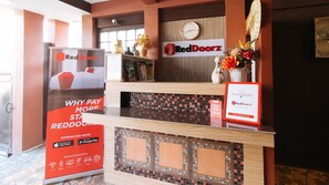 Reception - RedDoorz near Lapasan Plaza Cagayan De Oro (Cagayan de Oro)