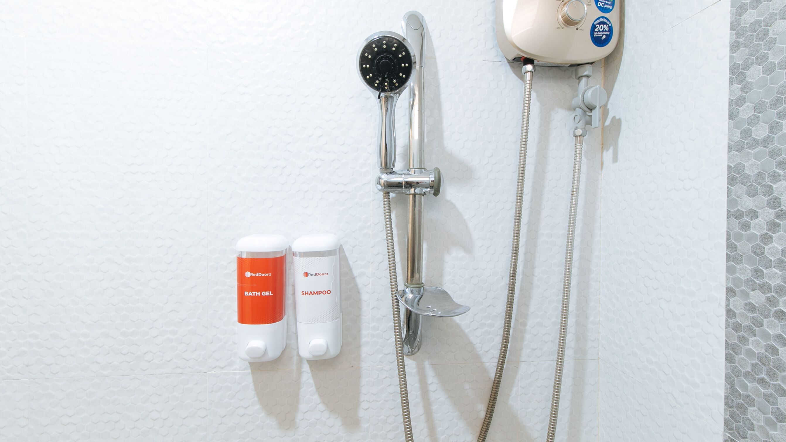 Foto - RedDoorz Plus near Lapasan Plaza Cagayan de Oro