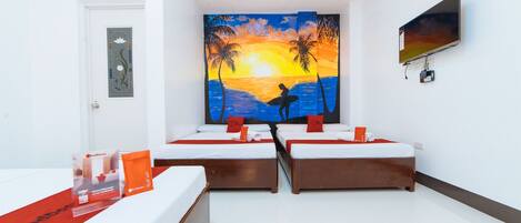 Family Studio | Desk, bed sheets