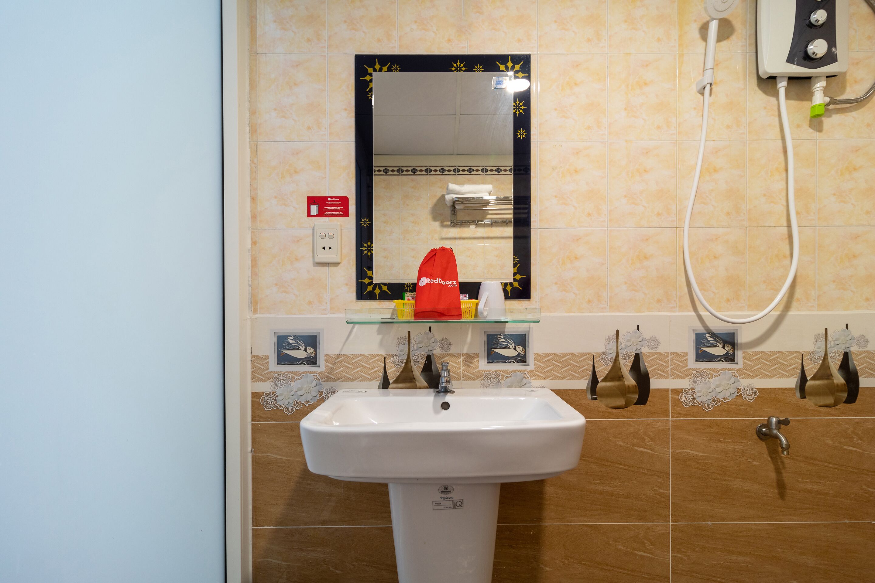 family room | bathroom sink