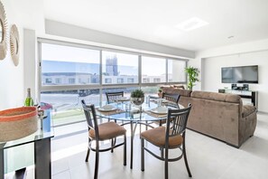 TV - Juriquilla Santa Fe, la Mejor Ubicación (Querétaro)