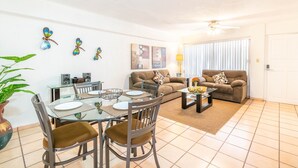Dining - Zona Residencial y Seguridad a 5 min del Centro (Querétaro)