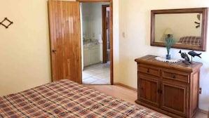 2 bedrooms, iron/ironing board, bed sheets - Tranqulidad y Seguridad en Avenida Principal (Querétaro)