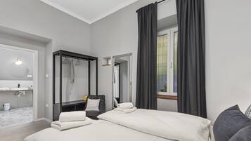 Deluxe Apartment, 1 Bedroom (Josip) | 1 bedroom, soundproofing, free WiFi, bed sheets