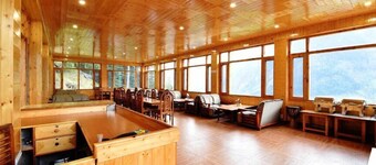 Hotel Rishi Palace
