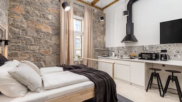 Studio | 1 bedroom, free WiFi, bed sheets