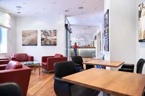 Lobby sitting area - Hotell Stadsparken (Helsingborg)