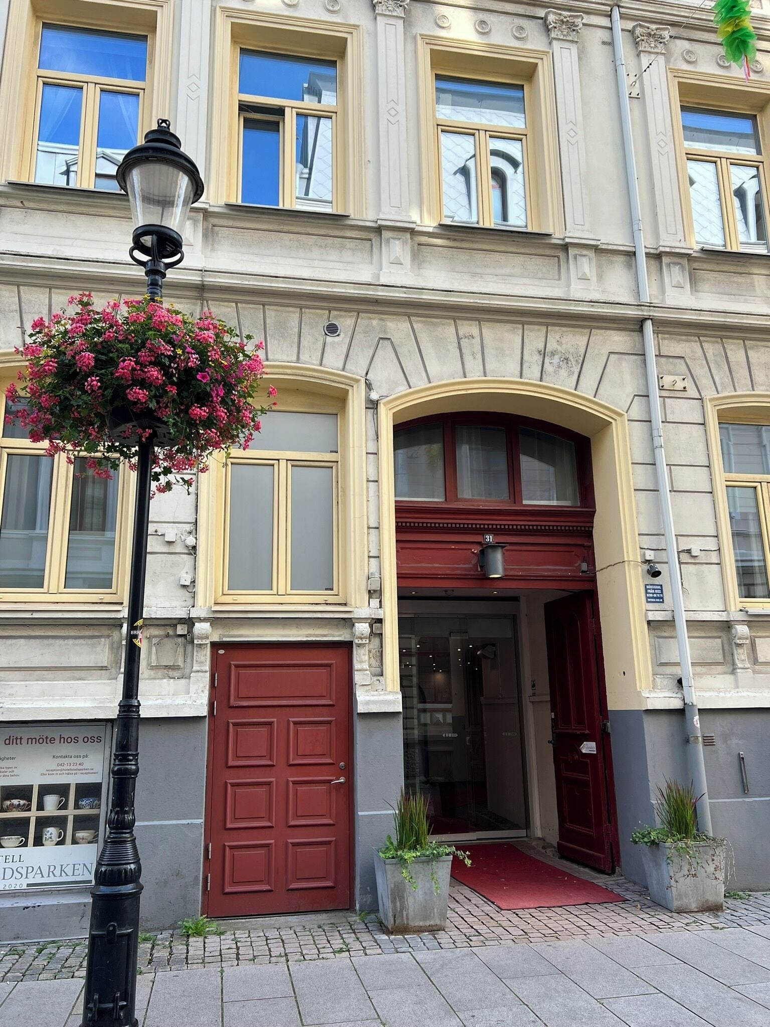 apartment, 1 bedroom | 1 bedroom, minibar, individually decorated, individually furnished