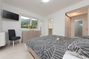 Villa - privat pool | 4 sovrum, strykjärn/strykbräda, gratis wi-fi och sängkläder