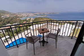 Outdoor dining - Dalya Resort Aqua & Spa Hotel (Datça)