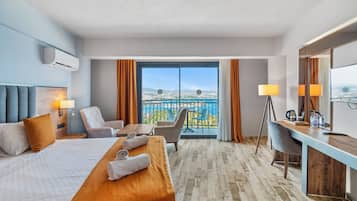 Superior Room, Sea View | Free minibar items, in-room safe, blackout drapes, soundproofing