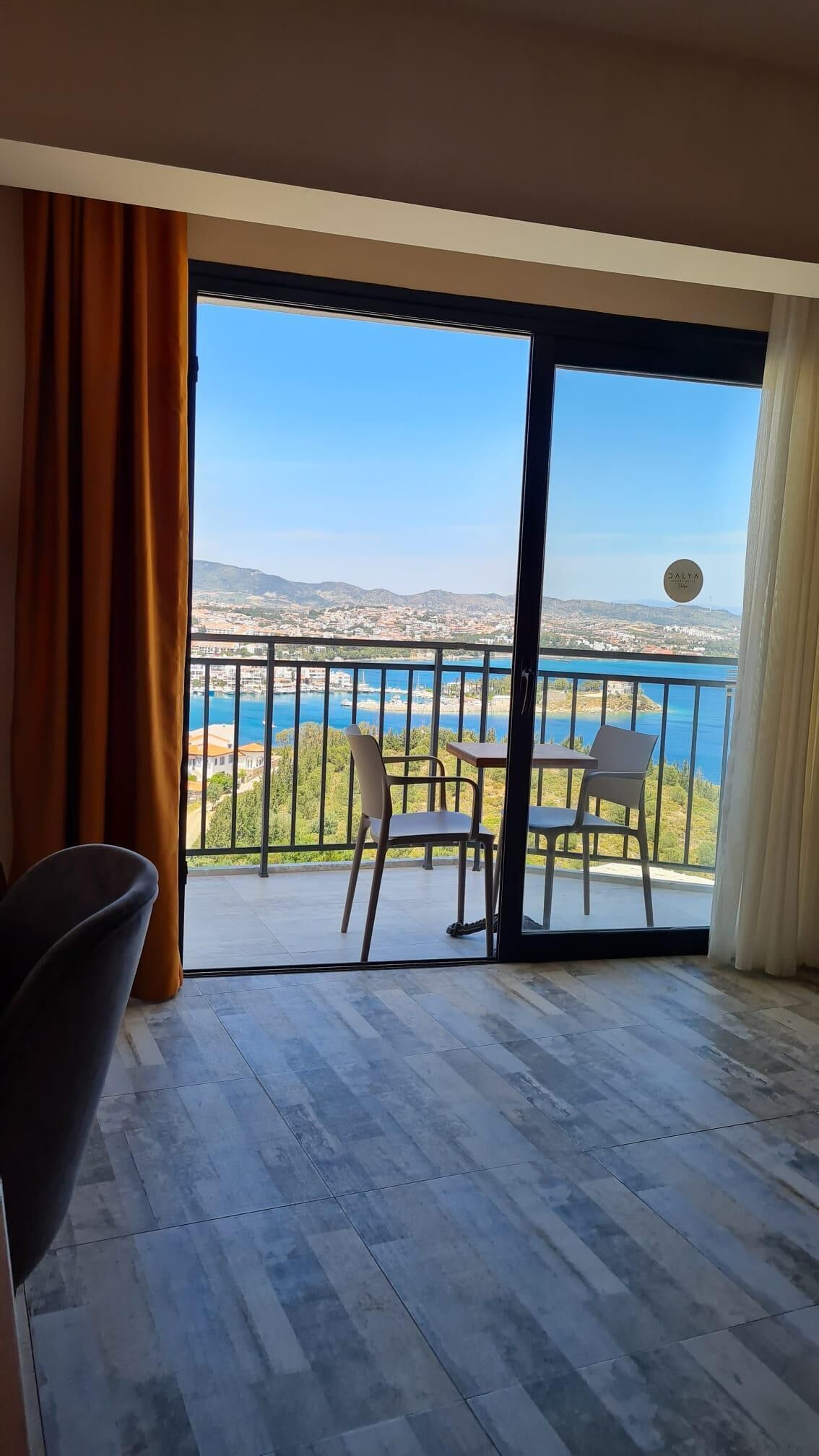 1 bedroom, free minibar items, in-room safe, blackout curtains