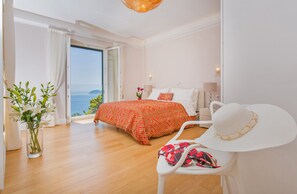 Villa Deluxe | 5 habitaciones, escritorio y tabla de planchar con plancha 