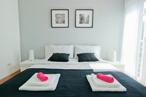 1 chambre, fer et planche à repasser, Wi-Fi, draps fournis