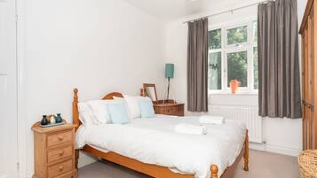 2 bedrooms, iron/ironing board, travel crib, free WiFi