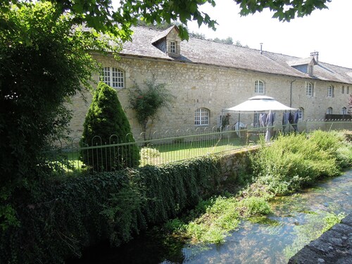 Trémoulis, gîte 6 personnes, décoration soignée, proche commerces