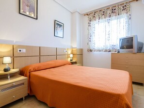 2 Schlafzimmer, Bügeleisen/Bügelbrett, kostenloses WLAN