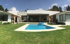 Outdoor pool, a heated pool - Casa Entre las Montañas (Malinalco)
