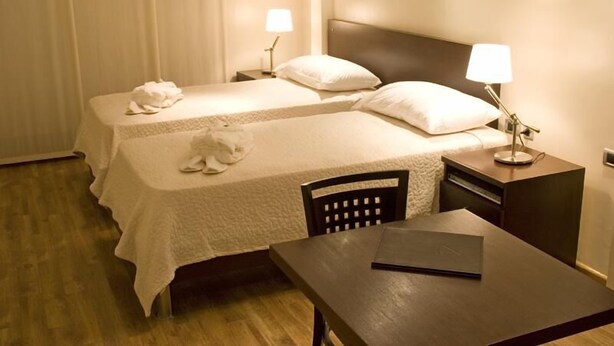 TV - 2055 Boutique Hotel (Buenos Aires)