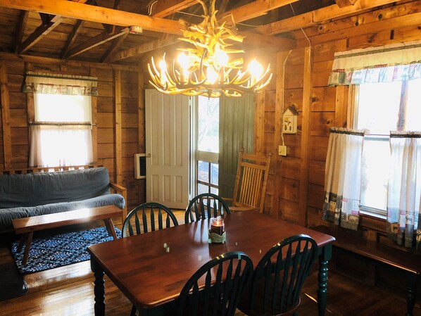 Deluxe-Ferienhaus, 2 Schlafzimmer, Nichtraucher | Wohnbereich