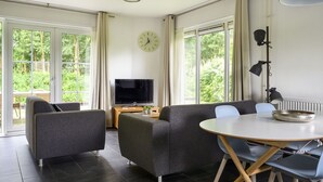 Unclassified image, 4 of 19, button - Stunning  villa for 5 people with WIFI, TV, terrace and pets allowed (Burgum)