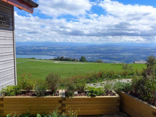 Belle maison de vacances privée pour 6 personnes avec WIFI, animaux admis et vue panoramique