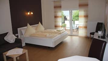 1 bedroom, hypo-allergenic bedding, free cots/infant beds, rollaway beds