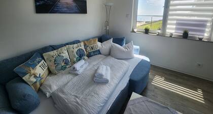 Exclusive "Seeblick" vacation apartment directly on the lake