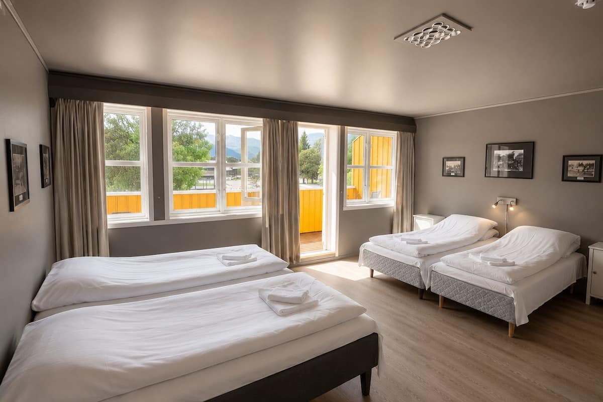 Decoración personalizada, muebles diferentes y escritorio