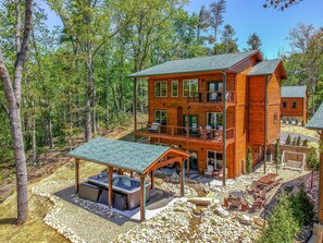 Exterior - Free Tickets | Private Swim Spa, Hot Tub, Firepit, Game Room, Theater, Views (Gatlinburg)