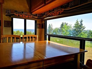 Standard-Chalet, 1 Queen-Bett und Schlafsofa | Eigene Küche