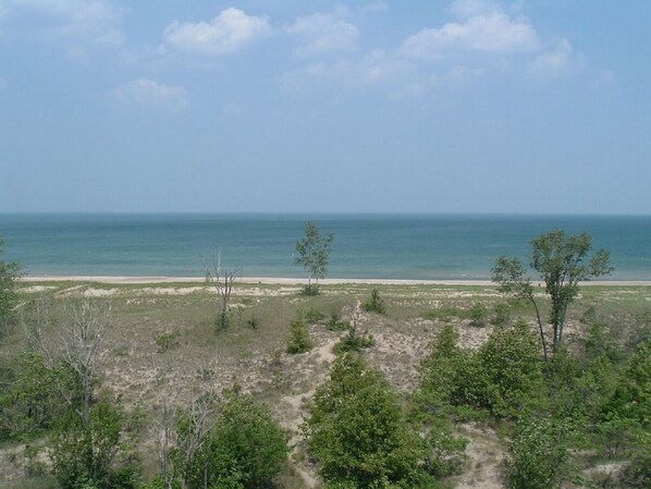 Beach nearby, sun loungers