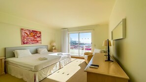 1 dormitorio, tabla de planchar con plancha, wifi gratis y ropa de cama