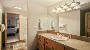 Room - Paper Birch 9 (Bend)