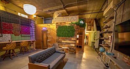 PodShare San Diego - Hostel