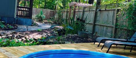 مغطس سبا خارجي